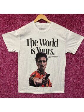 Scarface "The World is Yours" Graphic T-Shirt Medium